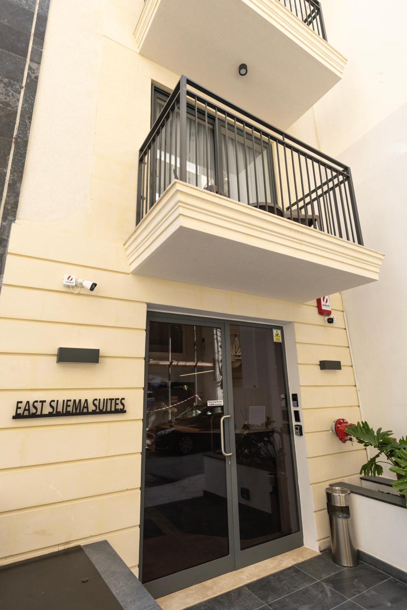 East Sliema Suites Экстерьер фото